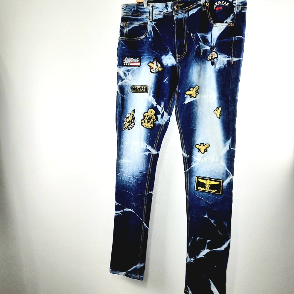 ❤️ AMIRI Blue Tie-Dye Skinny Jeans with Embroidered Patches